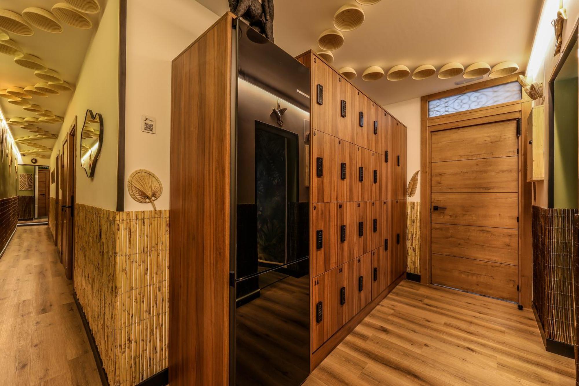 Eliseo - Livingcoworking - Malasana Madri Exterior foto